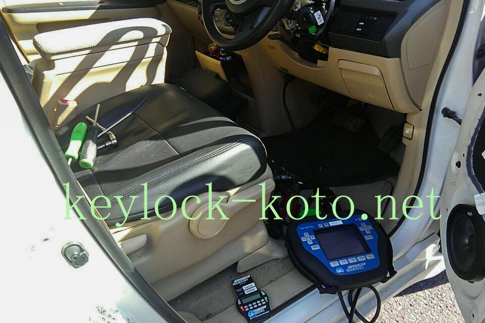 2006年式（平成18）HONDAイモビライザー登録中の様子 